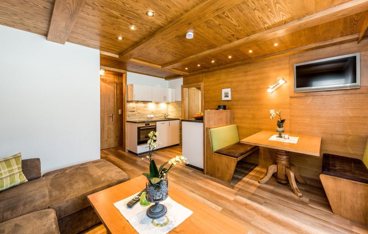 Tyroler Hof Hotel Grän Eksteriør billede