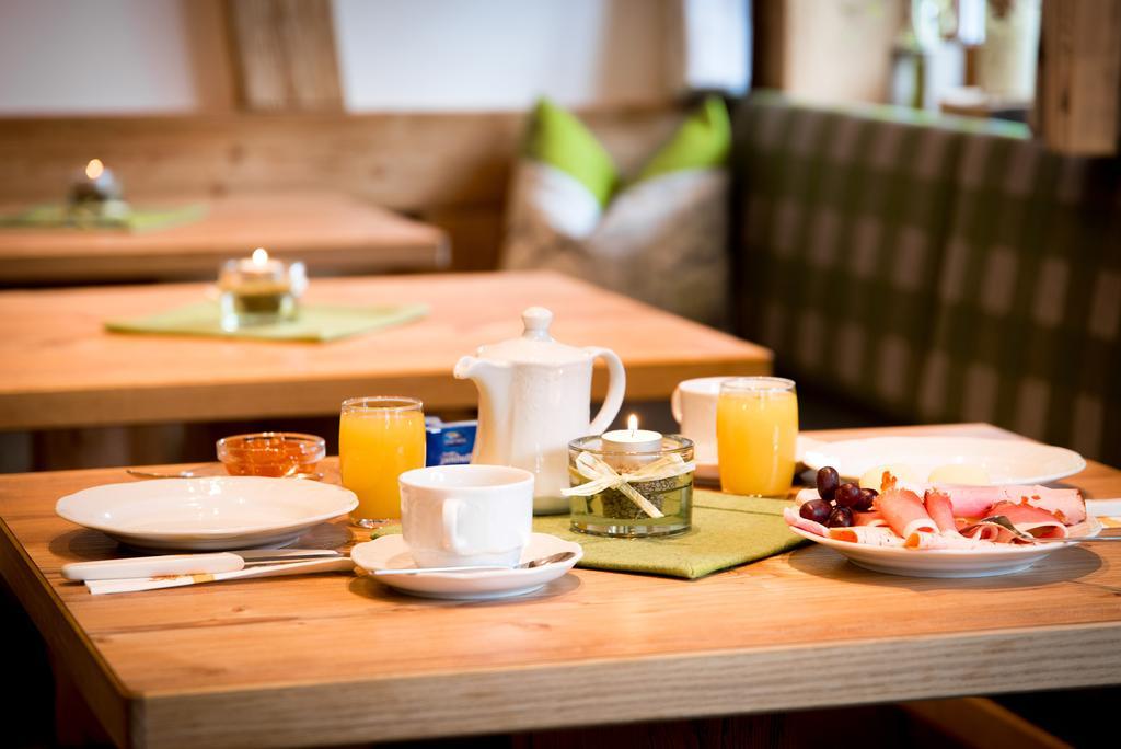 Tyroler Hof Hotel Grän Eksteriør billede